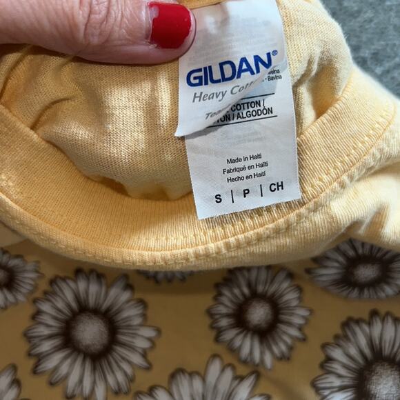 Pi Beta Phi Sorority 1867 Yellow Flowers Shirt size small - Picture 3 of 3